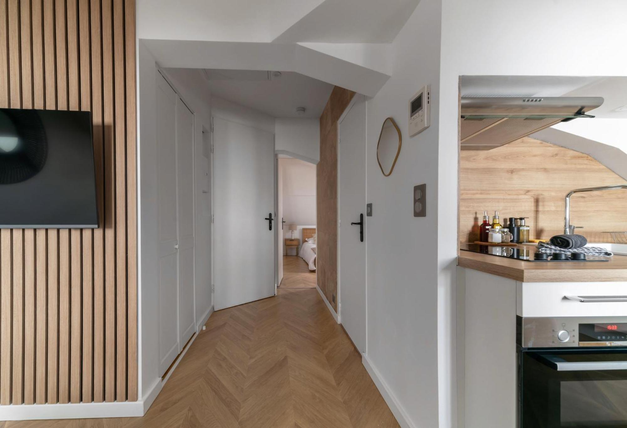 Residence Serbie - Appartements Design Et Climatises En Centre Ville วิชี ภายนอก รูปภาพ