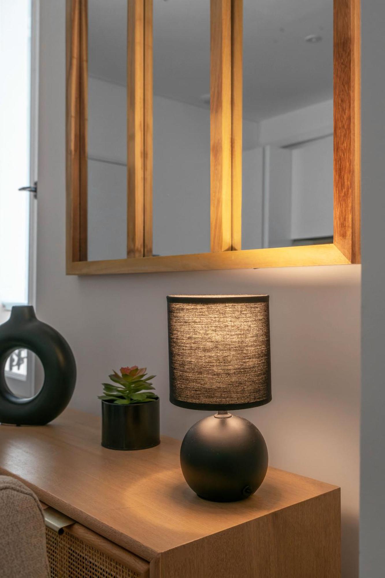 Residence Serbie - Appartements Design Et Climatises En Centre Ville วิชี ภายนอก รูปภาพ
