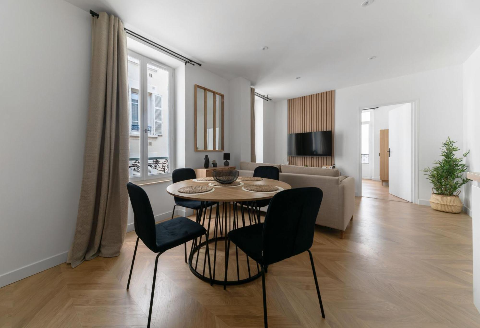 Residence Serbie - Appartements Design Et Climatises En Centre Ville วิชี ภายนอก รูปภาพ