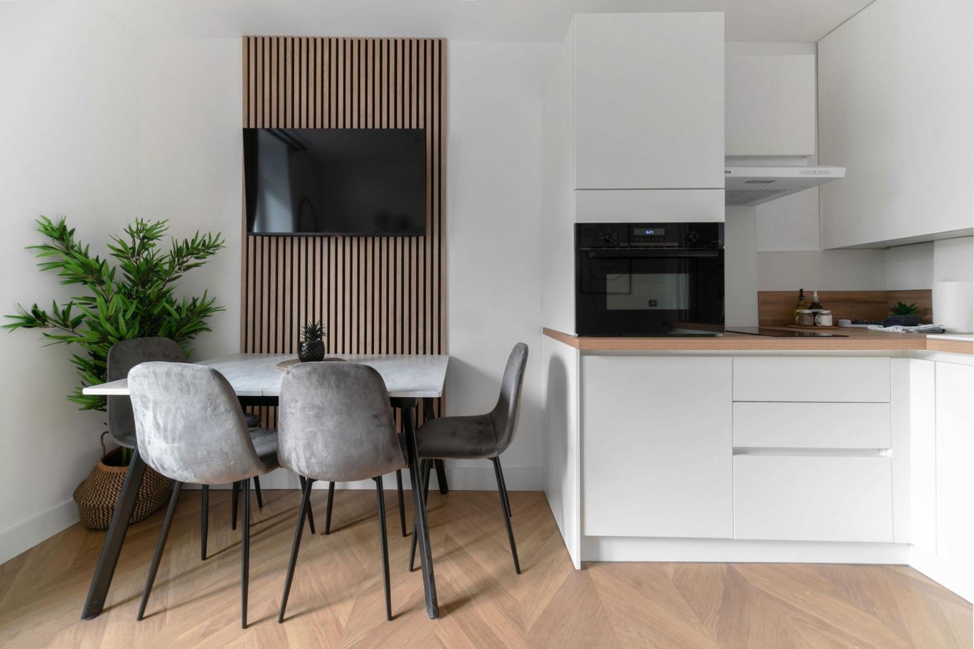 Residence Serbie - Appartements Design Et Climatises En Centre Ville วิชี ภายนอก รูปภาพ
