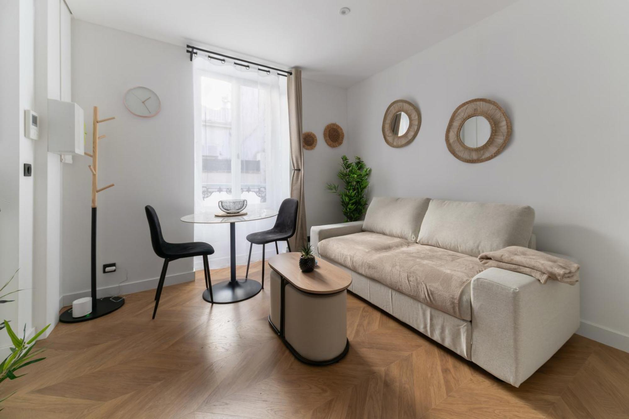 Residence Serbie - Appartements Design Et Climatises En Centre Ville วิชี ภายนอก รูปภาพ